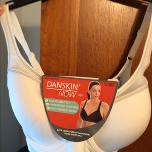 Danskin 36C Underwire Bra